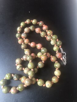 Prachtige ketting van unakiet