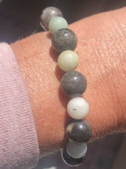 Armband met mooie grote ronde amazoniet kralen