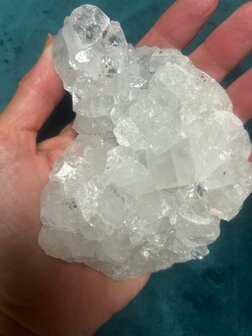 Apofyliet cluster met mooie punten