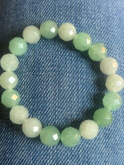 Armband van zacht groene aventurijn kralen 