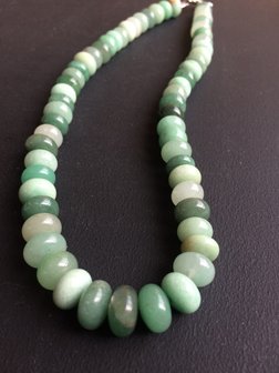 Ketting met prachtig lichtgroene aventurijn kralen
