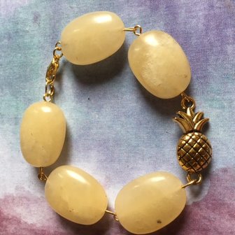 Mooie zonnige armband van gele calciet met ananas